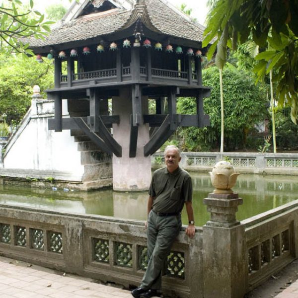 The One Pillar Pagoda Dr. Zelnik